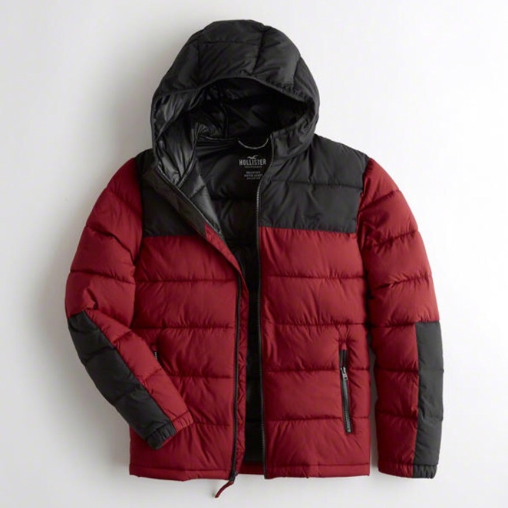 Hollister Recycled Fill Hooded Puffer Jacket